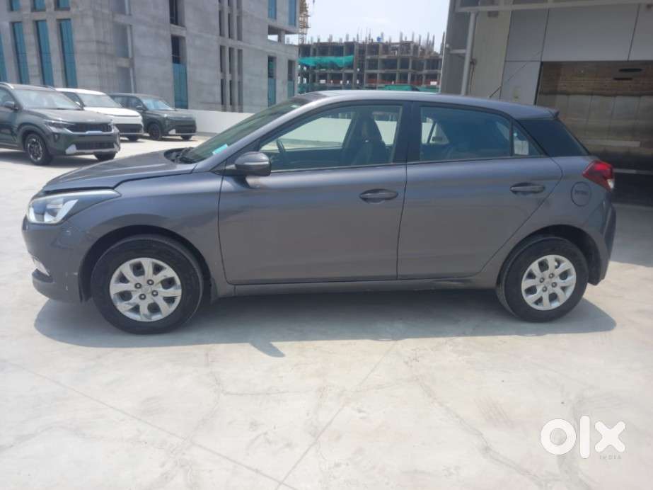 Hyundai I20 Sportz 1.2 Bs-iv, 2017, Petrol