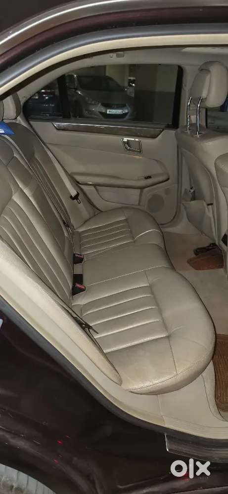 Mercedes-benz E-class 2011