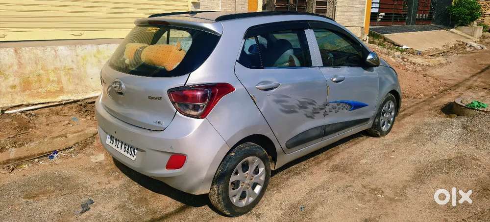 Hyundai Grand I10 Sportz 2015 Petrol Manual