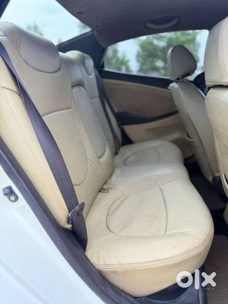 Hyundai Verna Fluidic 1.6 Crdi Sx, 2012, Diesel