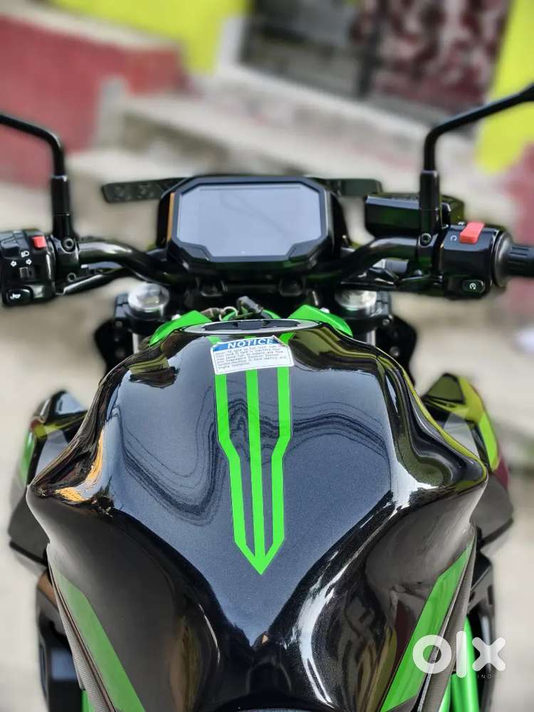KAWASAKI Z650 SUPER CONDITION SALE. - Motorcycles in Esplanade