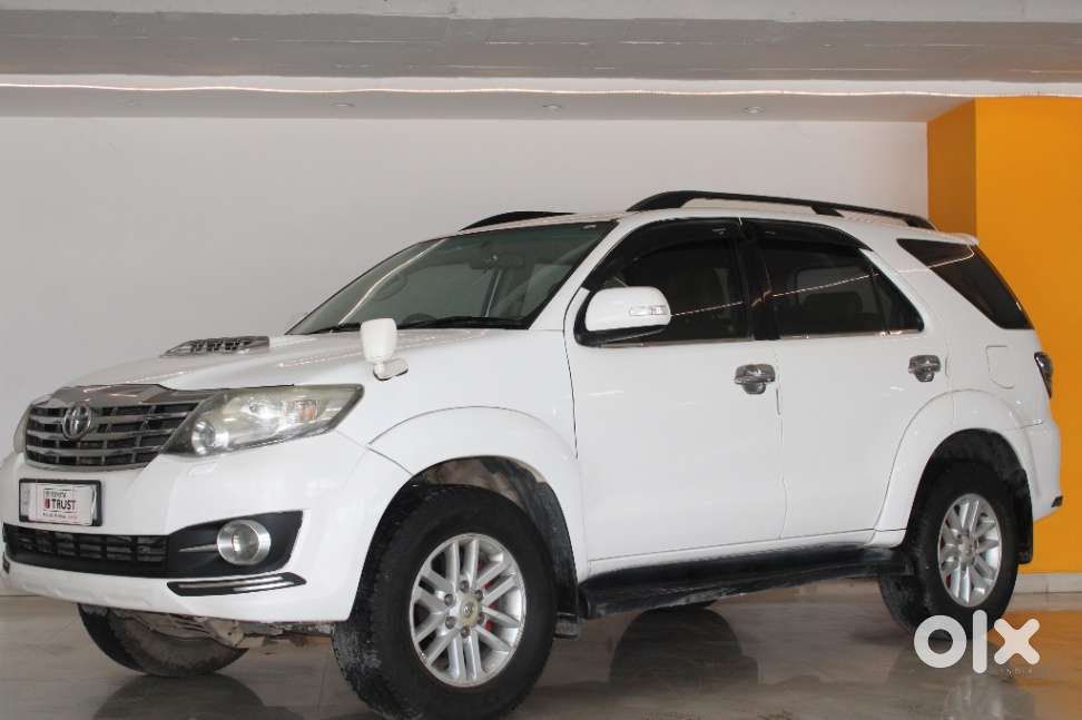 Toyota Fortuner 4x2 At 2.8 Diesel, 2013, Diesel