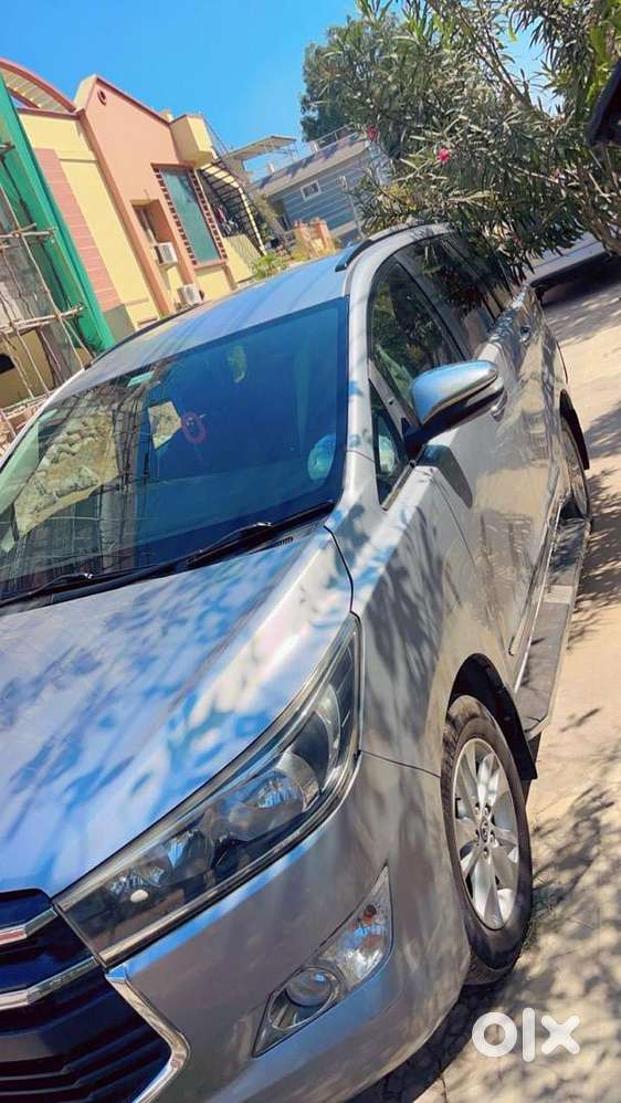 Toyota Innova Crysta 2016 Diesel Well Maintained