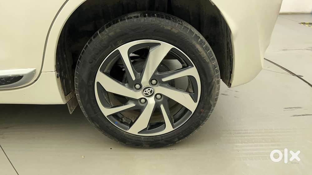 Toyota Glanza 1.2 G Amt, 2023, Petrol