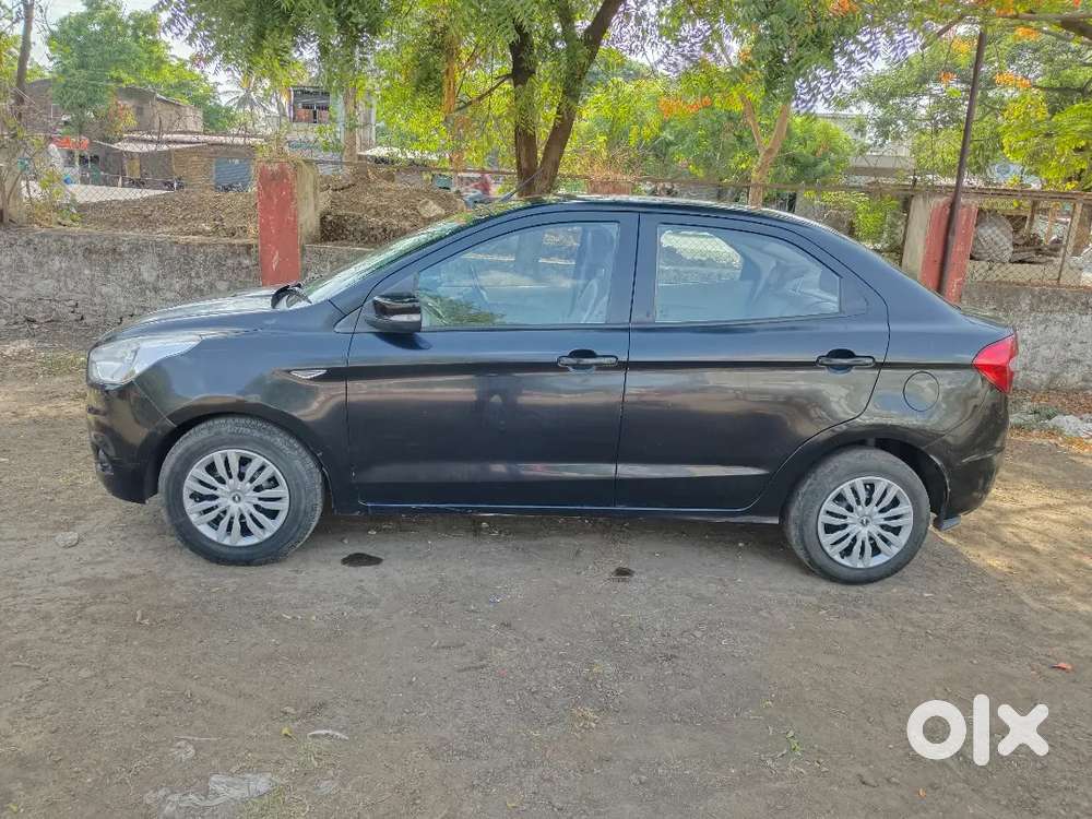 Ford Figo Aspire Petrol 2016