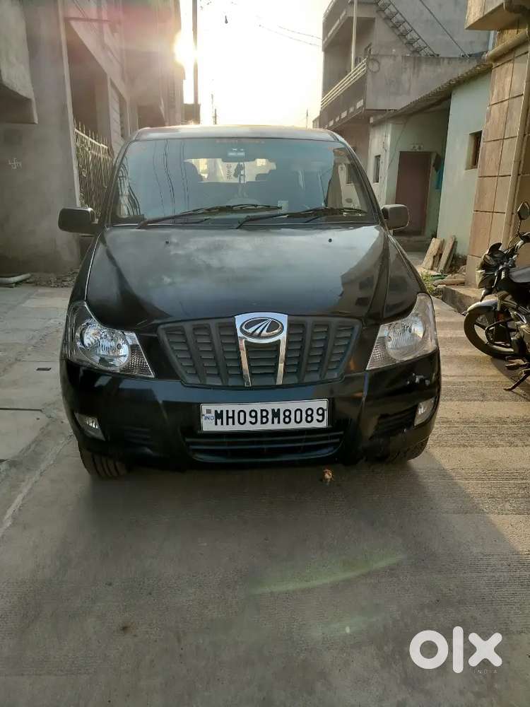 Mahindra Xylo 2011