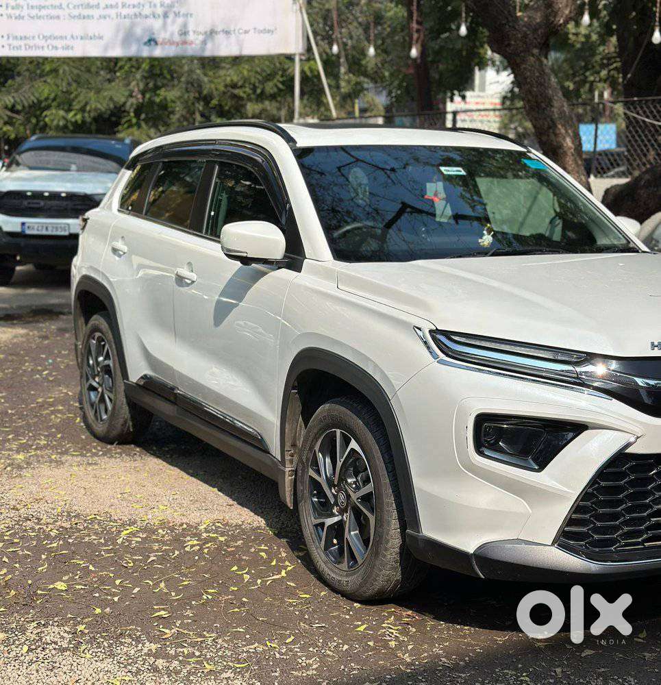 Toyota Urban Cruiser Hyryder 1.5 V Neo Drive At, 2024, Petrol