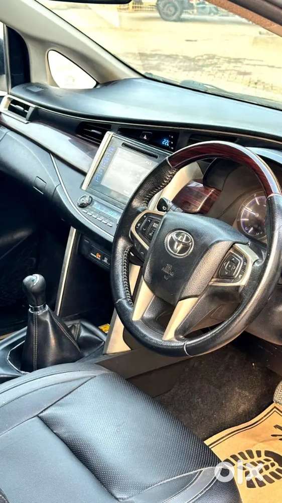 Toyota Innova Crysta 2017 Diesel Manual Car