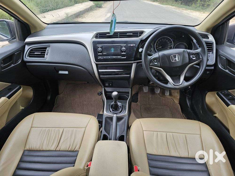 Honda City I-vtec Sv, 2017, Petrol
