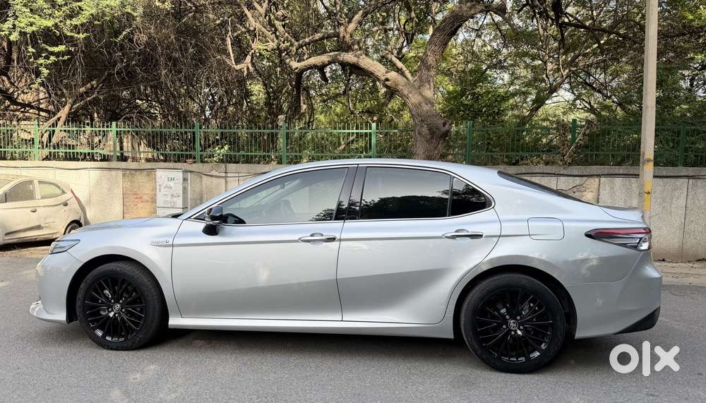 Toyota Camry, 2021, Petrol