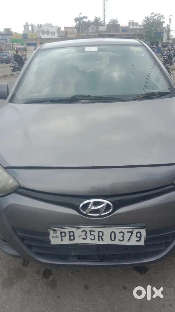 Hyundai New I20 2012 Diesel 180000 Km Driven