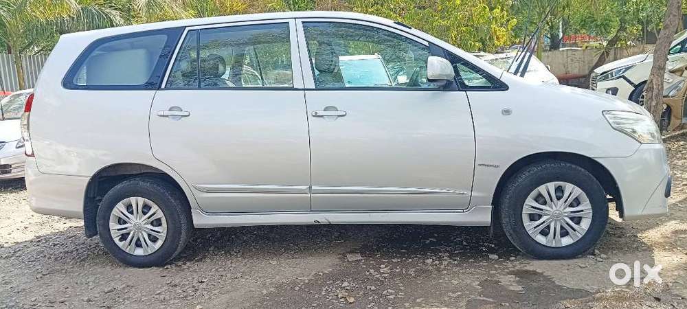 Toyota Innova [2013-2016] 2.5 G4 8 Str, 2014, Diesel
