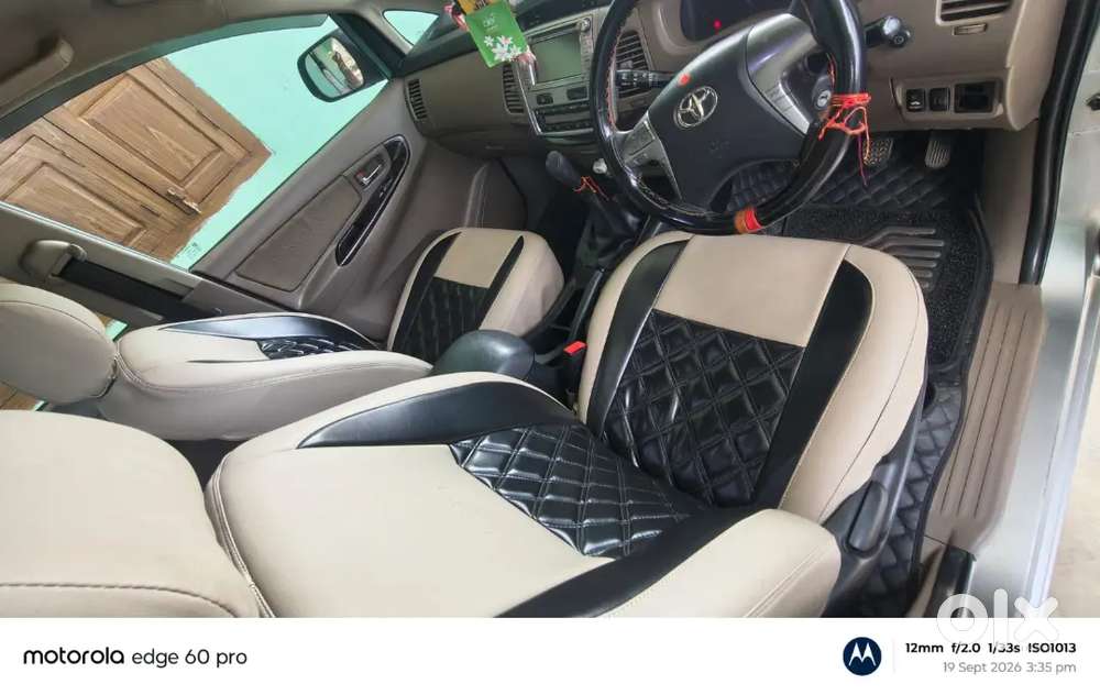 Toyota Innova Diesel 2015 7 Str