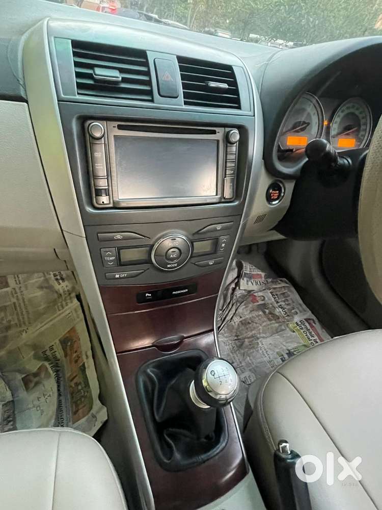 Toyota Corolla Altis 2012