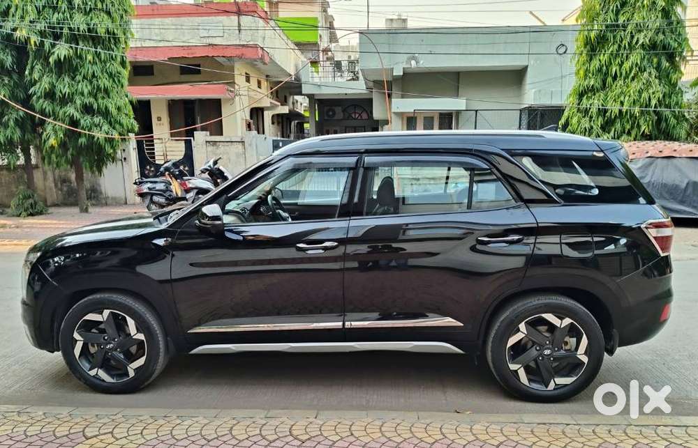 Hyundai Alcazar Platinum Signature Adventure Mt 7 Str, 2021, Diesel