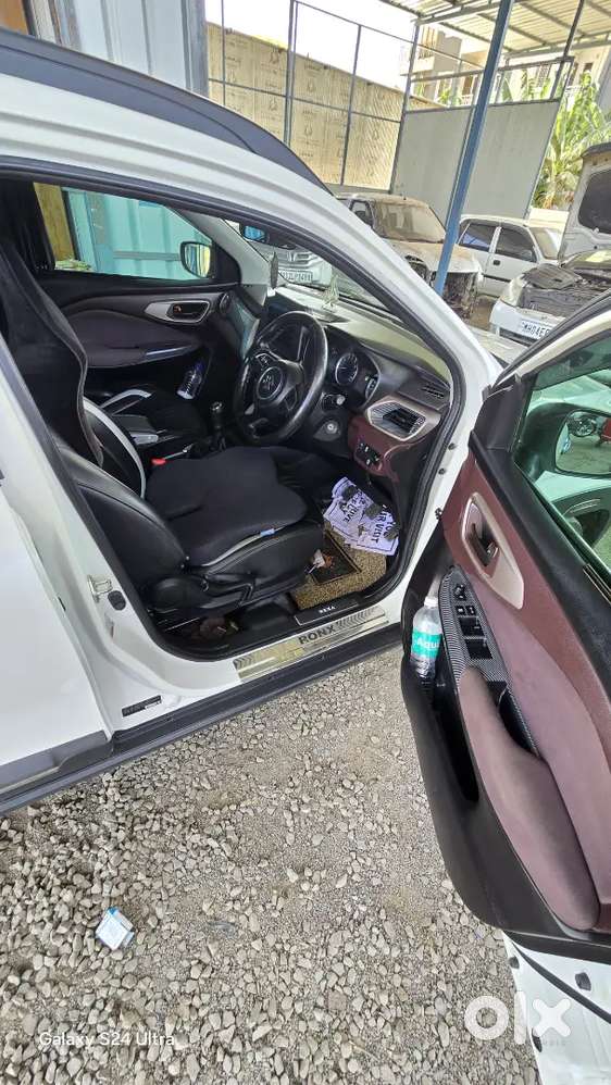 Maruti Suzuki Fronx August 2023 Petrol 18000 Km Driven