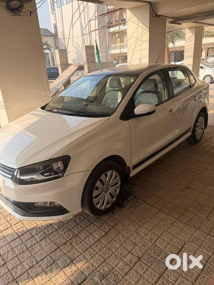 Volkswagen Ameo Petrol 2017