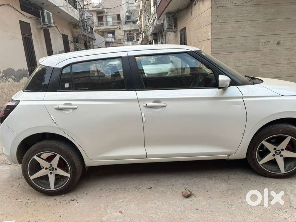 Maruti Suzuki Swift Vxi 2025