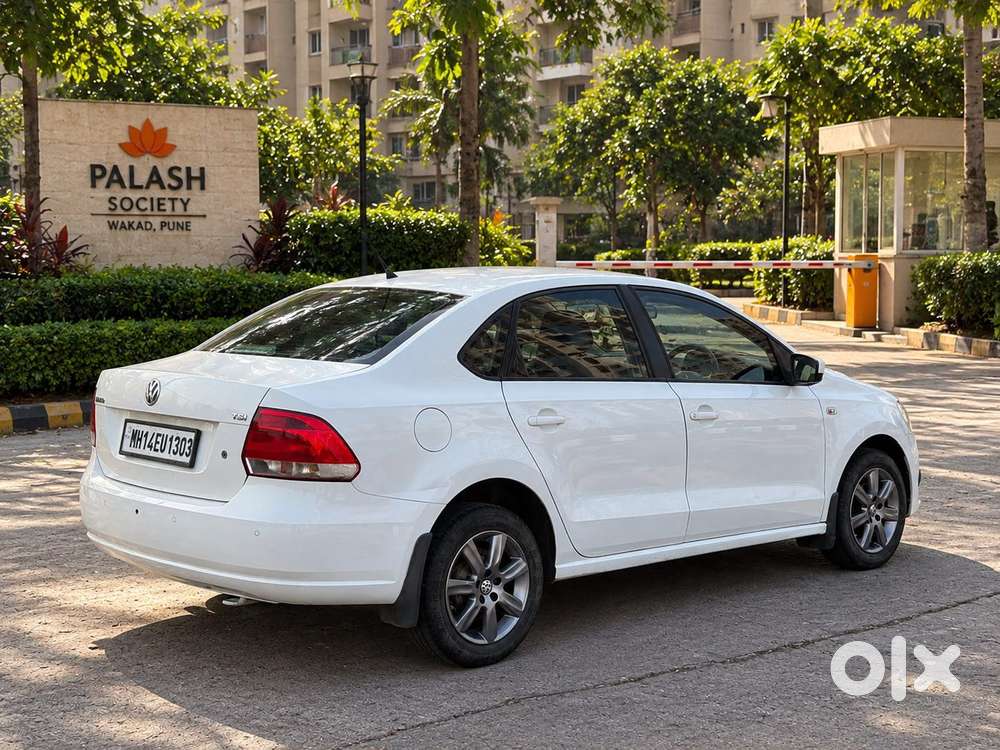 Volkswagen Vento Sport 1.2 Tsi At, 2015, Petrol