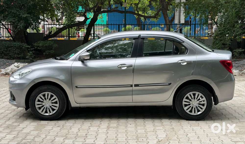Maruti Suzuki Swift Dzire 1.2 Vxi, 2022, Petrol
