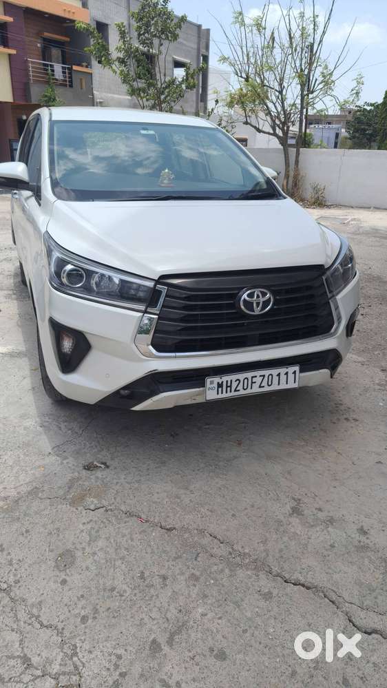 Innova Cresta V Modle 8 सीटर. Mh-20-fz-0111
