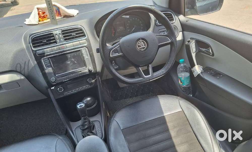 Skoda Rapid 1.0 Ambition Tsi At, 2022, Petrol