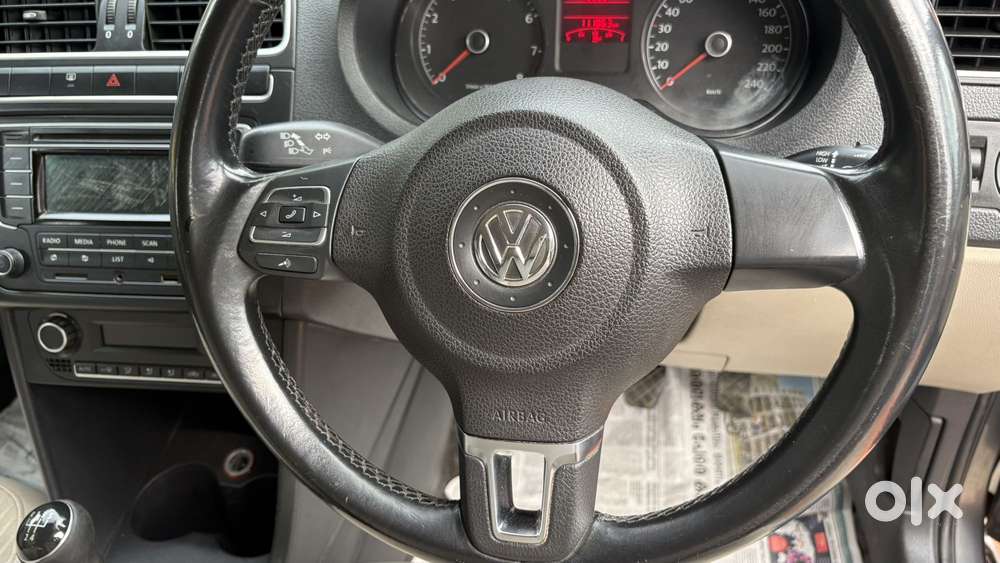 Volkswagen Polo Petrol Highline 1.2l, 2014, Petrol