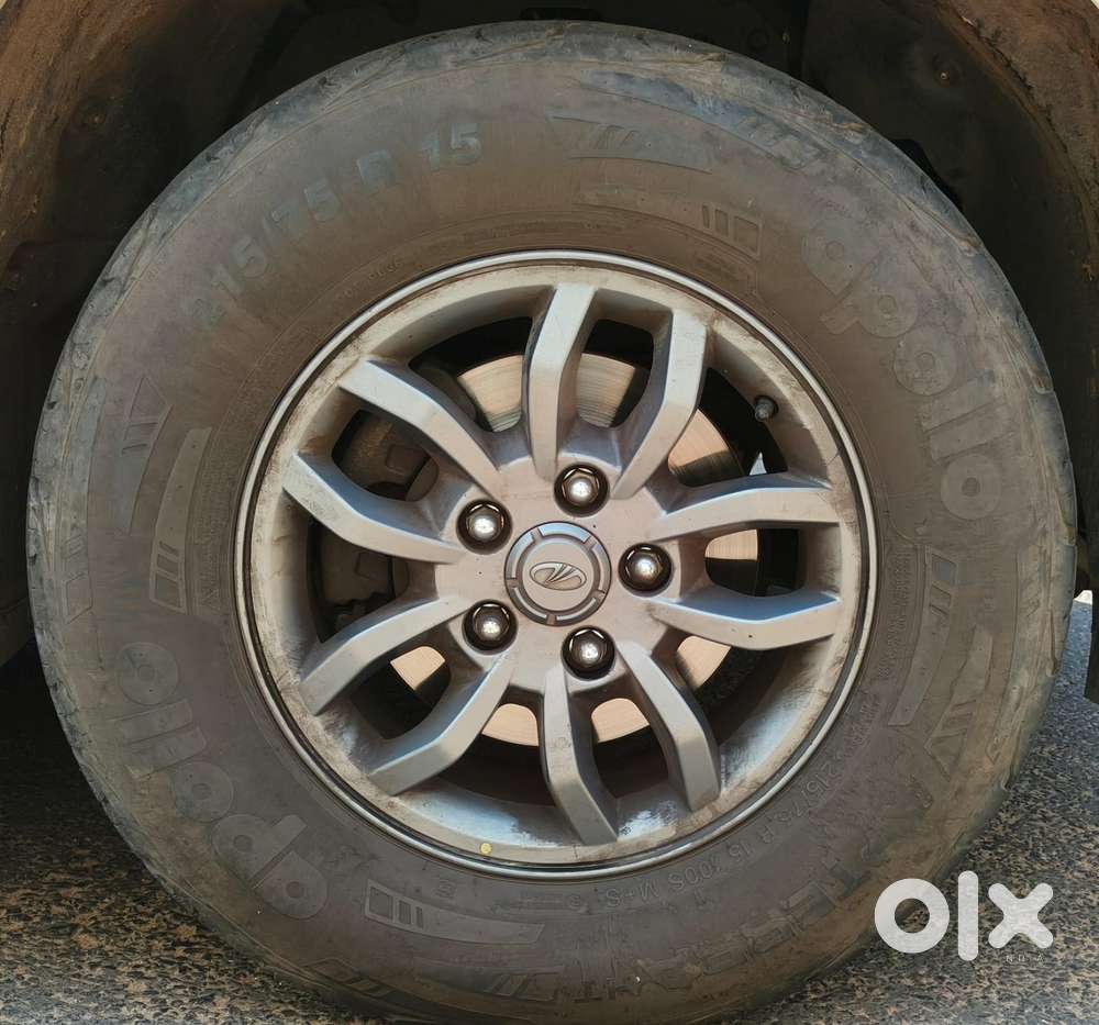 Mahindra Tuv 300 T10, 2019, Diesel