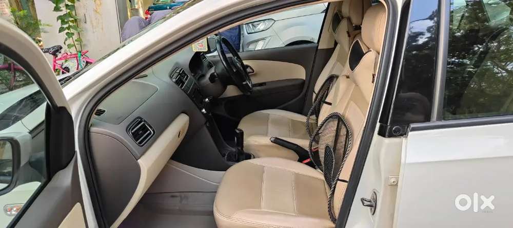 Volkswagen Vento 2012 Plus 16 Alloy8