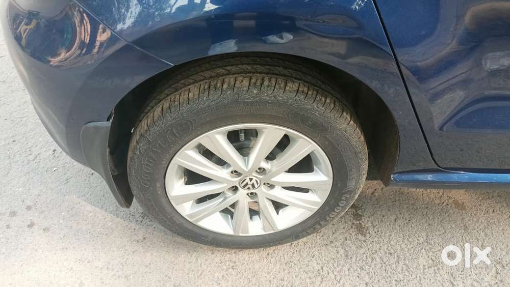 Volkswagen Polo Petrol Highline 1.6l, 2014, Petrol