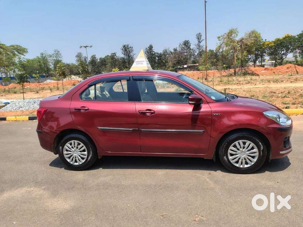 Maruti Suzuki Swift Dzire Amt Zxi, 2018, Petrol