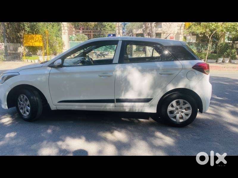 Hyundai I20 1.4 Sportz, 2016, Petrol