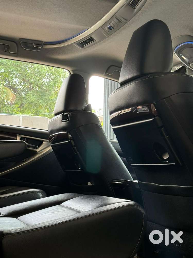 Toyota Innova Crysta 2.4 Z 7 Str, 2016, Diesel