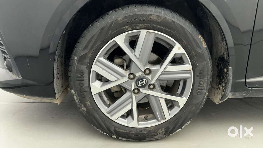 Hyundai Verna Sx 1.5 Petrol Ivt, 2023, Petrol