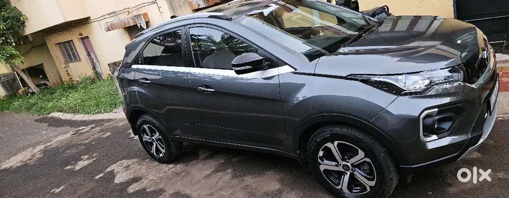 Tata Nexon 2024 Petrol Well Maintained