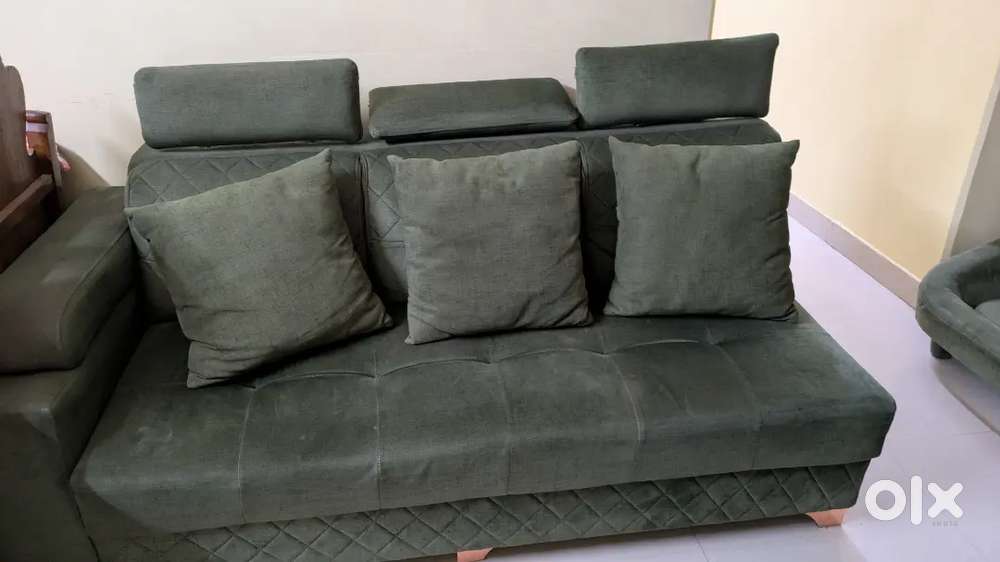 Sofa set with lounge & 2 moody