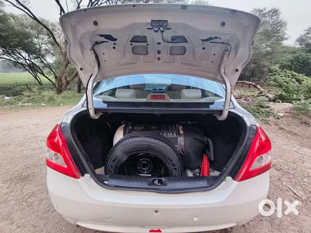 Maruti Suzuki Swift Dzire 1.3 Vxi, 2015, Cng & Hybrids
