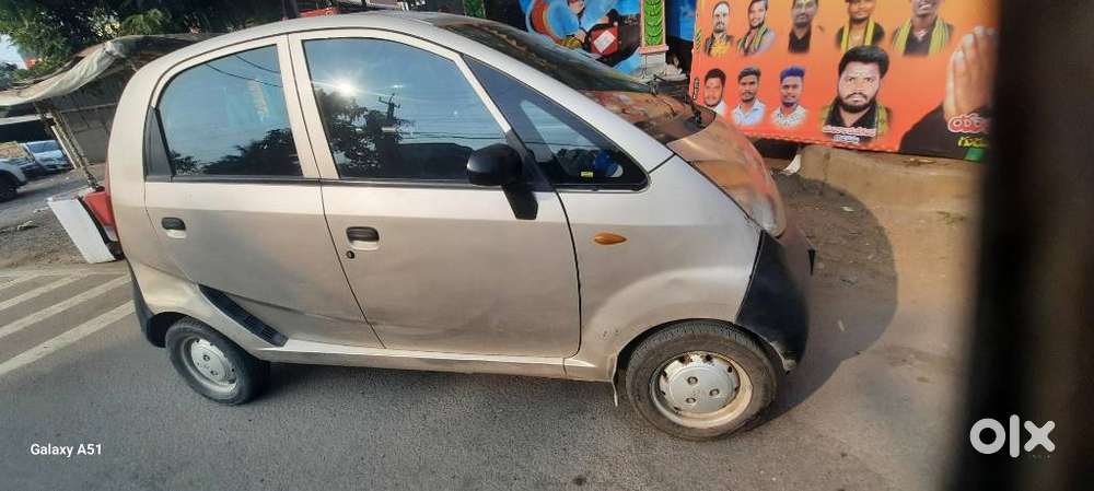 Tata Nano Xe, 2012, Petrol