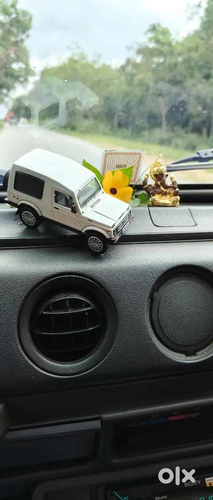 Maruti Suzuki Civilian Gypsy 2018