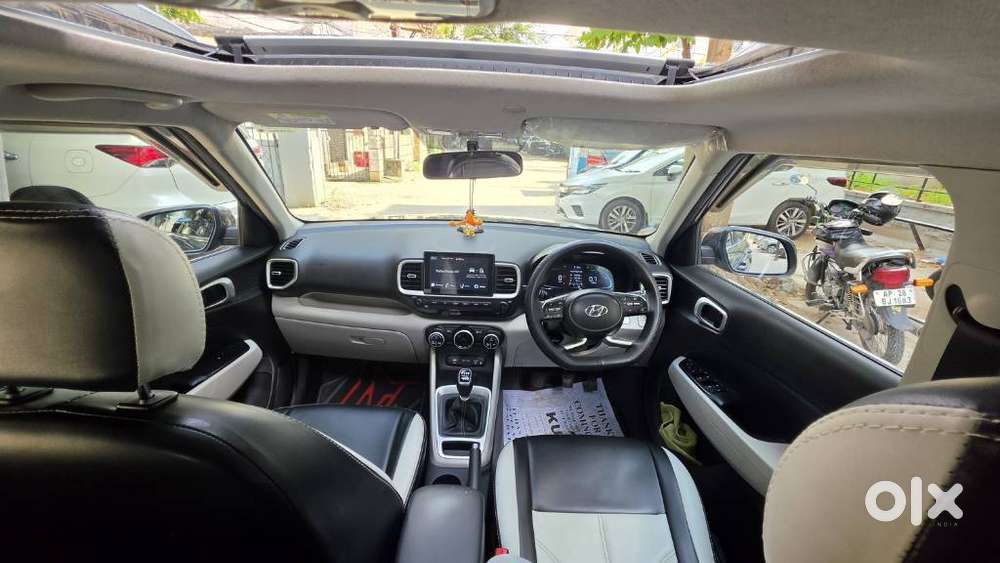 Hyundai Venue [2022-ongoing] 1.5 Crdi Sx, 2023, Diesel