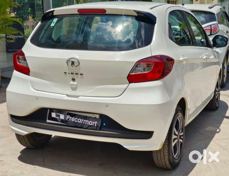 Tata Tiago 1.2 Revotron Xt, 2022, Petrol