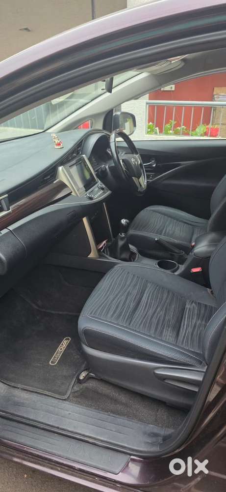Toyota Innova Crysta 2019