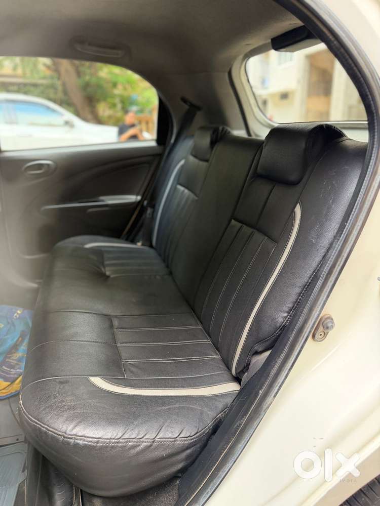 Toyota Etios Liva G, 2013, Petrol