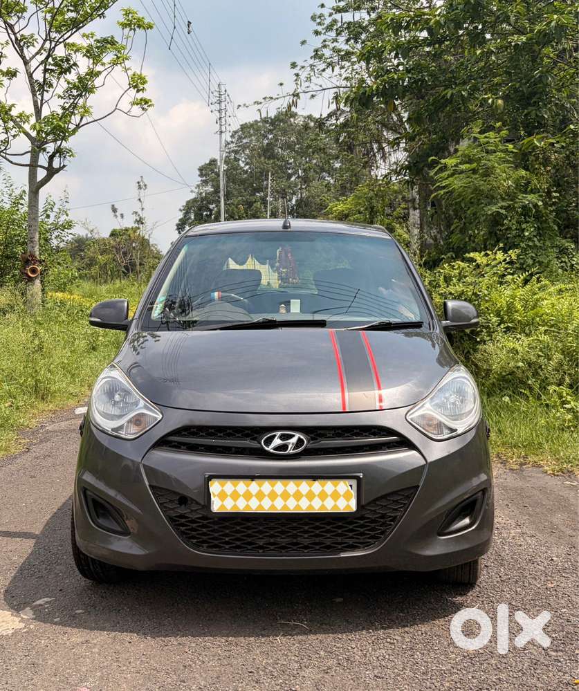 Hyundai I10 Sportz, 2012, Petrol