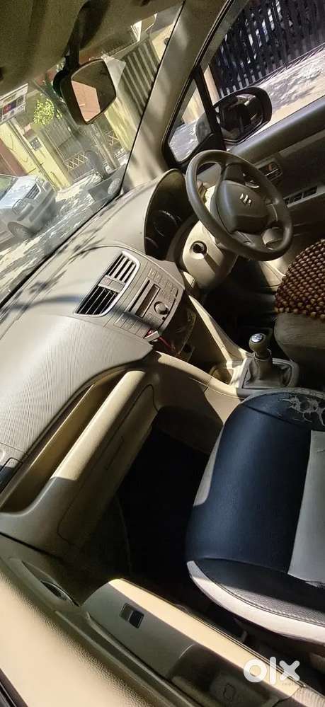 Maruti Suzuki Ertiga 2012 Petrol 76000 Km Driven
