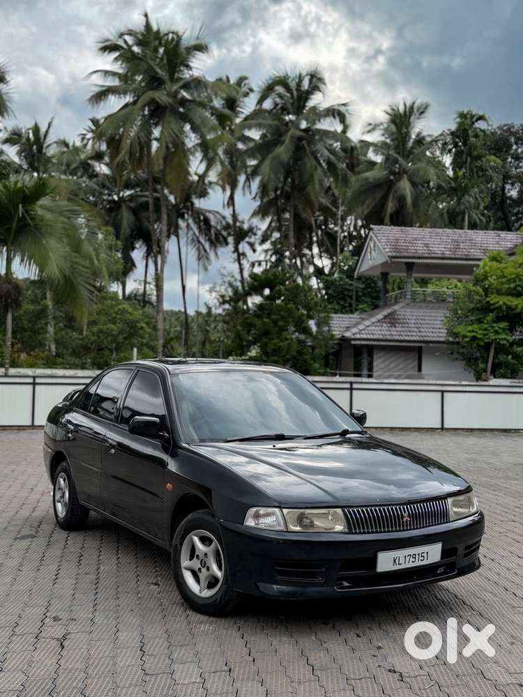 Mitsubishi Diesel Car 2005