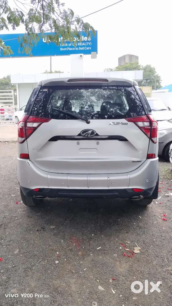 Mahindra Xuv500 2.2 W7 At 2019 Urgent Sell On Rto Noc