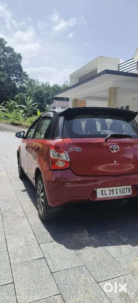 Toyota Etios Liva 2018 Dual Tone