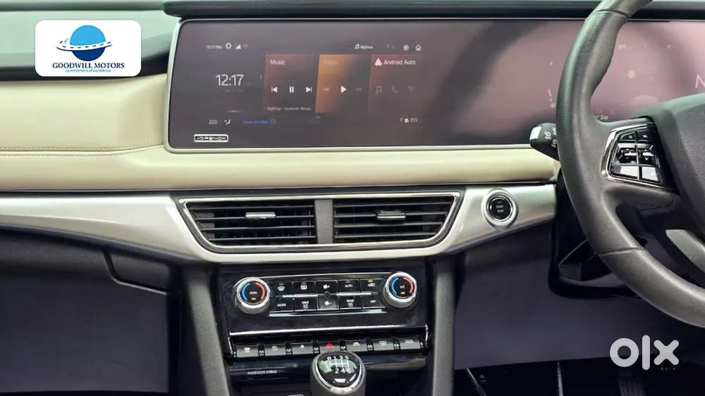 Mahindra Xuv700 2.2 Ax 7 Diesel At Str Awd, 2025, Diesel