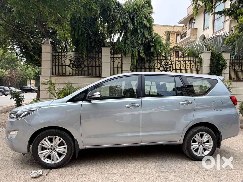 Toyota Innova Crysta 2.8 Zx At, 2017, Diesel
